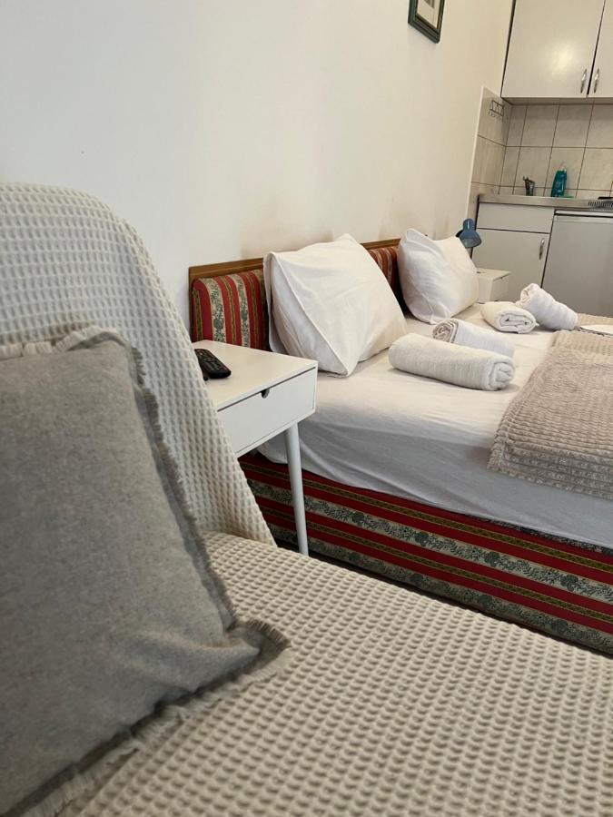Ksenia Guesthouse Apartments And Studios Budva Exteriör bild