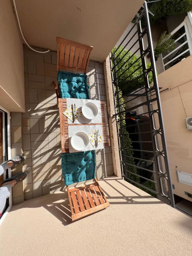 Ksenia Guesthouse Apartments And Studios Budva Exteriör bild
